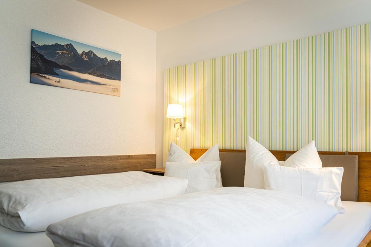 Hotel Jakob Fussen Exterior photo